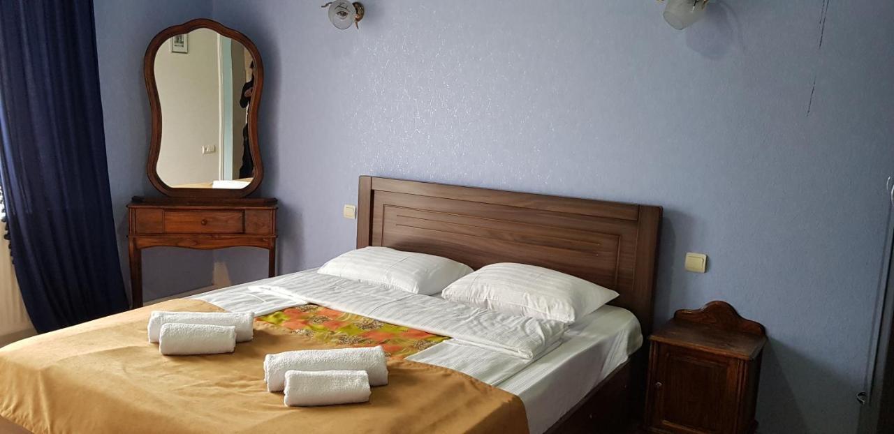Guest House Likani 2017 Borjomi Oda fotoğraf
